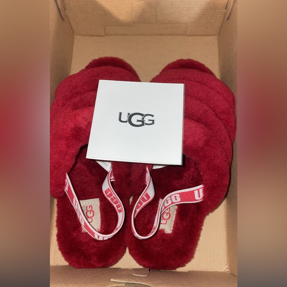 UGGS